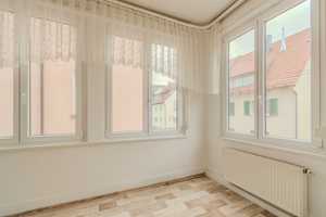 Willkommen in Ihrem neuen Zuhause! Schöne 3,5 Zimmer Wohnung umgeben von den malerischen Weinbergen! – Raichbergstraße 11, 70329 Stuttgart – Vorschaubild 6