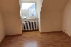 Gut geschnittene 3-Raum KDB DG-Wohnung – Huttropstr. 52, 45138 Huttrop, Essen – Vorschaubild 5