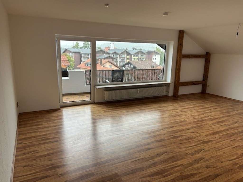 Immobilie in Sonthofen - Charmante 3,5-Zimmer Dachgeschosswohnung in Sonthofen - Bild 4