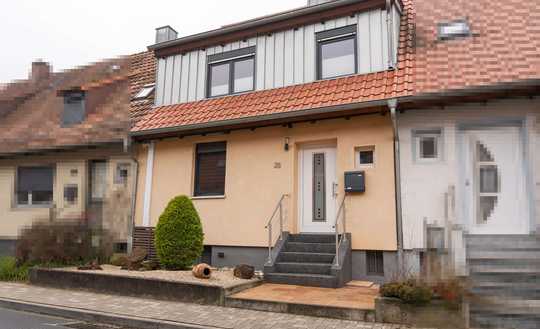 Familienfreundliches Reihenhaus - Teilsanierung, mit Garten und überdachter Terrasse
