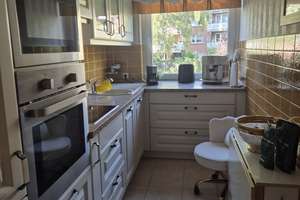MEINE HYGELIGE 3 ZIMMER ERDGESCHOSS-WOHNUNG IN NIENDORF 83m² mit Sonnen-Terrasse & Stellplatz – 22459 Niendorf, Hamburg – Vorschaubild 13