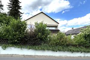Oberdürrbach/Würzburg - geräumiges Einfamilienhaus mit Einliegerwohnung und großen Garten – Die vollständige Adresse der Immobilie erhältst du vom Anbieter., 97080 Dürrbachtal, Würzburg – Vorschaubild 3