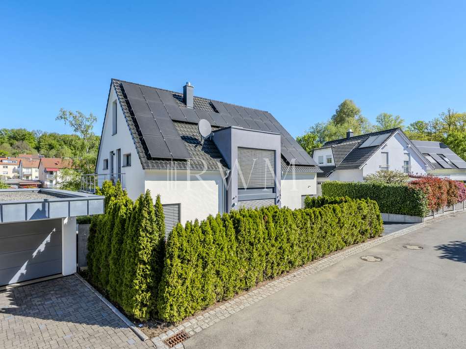 Hausansicht vorne