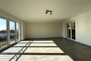 Für gehobene Ansprüche: Großzügiges & modernisiertes Haus - 2 Einbauküchen, Kamin & Fernblick – Die vollständige Adresse der Immobilie erhältst du vom Anbieter., 65817 Eppstein – Vorschaubild 5