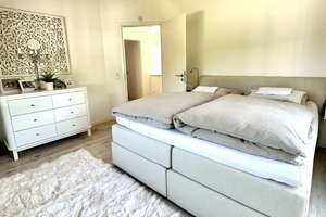 Luxuriöses Anwesen mit Pool und großem Garten an der Aubinger Lohe – Die vollständige Adresse der Immobilie erhältst du vom Anbieter., 81249 Lochhausen, München – Vorschaubild 15