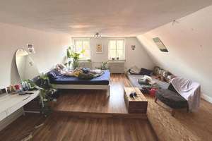 Rendite 3,86%! Vermietete 4-Zi. Maissonette-Wohnung mit Galerie in der Altstadt von Regensburg – Die vollständige Adresse der Immobilie erhältst du vom Anbieter., 93047 Innenstadt, Regensburg – Vorschaubild 6