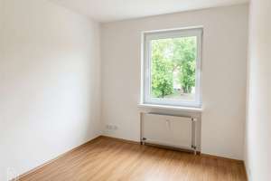 Preisreduzierung: Sehr gute ruhige Kiezlage Vermietete 2 Zimmer Wohnung mit Balkon und Garage – Die vollständige Adresse der Immobilie erhältst du vom Anbieter., 10999 Kreuzberg, Berlin – Vorschaubild 6