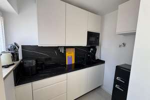 Helle Moderne, voll möblierte 1-Zimmer-Wohnung in München-Laim mit Top-Anbindung – Agricolastraße 56, 80689 St. Ulrich, München – Vorschaubild 4