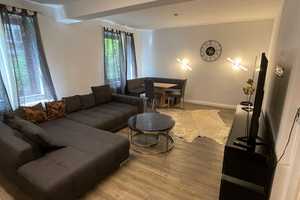 Moderne, voll möblierte 2-Zimmer-Wohnung in Düsseldorf – Ziegelstraße 16, 40468 Düsseldorf – Vorschaubild 1