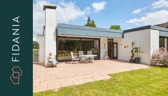 Bild von Großzügiger Bungalow mit PV-Anlage auf sonnigem Südgrundstück