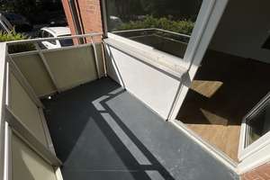 Frisch renovierte 2,5 Zimmer-Wohnung mit Balkon und Tageslichtbad mit Wanne – 23554 Sankt Lorenz Nord, Lübeck – Vorschaubild 9