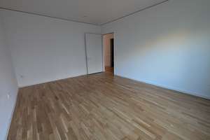 Moderne 3-Zimmer-Wohnung mit Terrasse und EBK in Hannover – Constantinstraße 40, 30177 List, Hannover – Vorschaubild 8