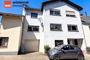 Vielseitiges Zweifamilienhaus mit Garage & Doppelgarage in ruhiger Lage von Weisel – Die vollständige Adresse der Immobilie erhältst du vom Anbieter., 56348 Weisel – Vorschaubild 2