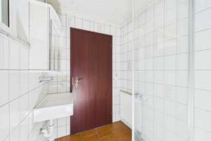 Gepflegtes & großzügiges Einfamilienhaus mit Garten in ruhiger Lage von Hellenthal! – Wildenburger Str. 35, 53940 Hellenthal – Vorschaubild 14