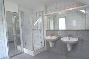 Exklusives Townhouse in sehr guter Lage! Vollklimatisiert und neue EBK - Nähe der ISD – Die vollständige Adresse der Immobilie erhältst du vom Anbieter., 40474 Lohausen, Düsseldorf – Vorschaubild 11