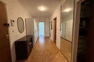 Grüne Oase in Obermenzing: Helle 2-Zimmer-Wohnung mit Loggia und Wasserblick – Die vollständige Adresse der Immobilie erhältst du vom Anbieter., 81245 Obermenzing, München – Vorschaubild 2