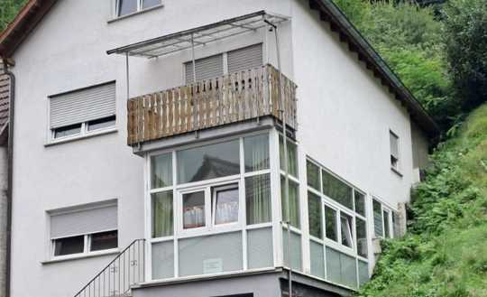 Großzügiges Einfamilienhaus mit Einliegerwohnung in Eußerthal