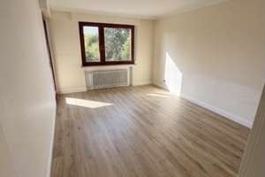 Helle , gut geschnittene 3-Zimmer-Wohnung in attraktiver Lage von Leverkusen-Schlebusch – 51375 Schlebusch, Leverkusen – Vorschaubild 3