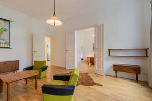 From 01.04 Amazing, bright flat in Prenzlauer Berg with balcony – Die vollständige Adresse der Immobilie erhältst du vom Anbieter., 10407 Prenzlauer Berg, Berlin – Vorschaubild 5
