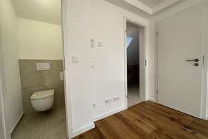 Moderne 2-Zimmer-Wohnung mit sonnigem Balkon im beliebten Stuttgarter Süden wartet auf Sie – Die vollständige Adresse der Immobilie erhältst du vom Anbieter., 70199 Heslach, Stuttgart – Vorschaubild 6