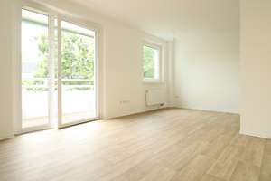 seniorengerechte 3-Raumwohnung mit flacher Dusche und Aufzug und Südbalkon – Irkutsker Straße 11, 9119 Kappel, Chemnitz – Vorschaubild 7