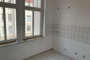 Charmante 3-Raum-Wohnung – Große Diesdorfer Str. 237, 39108 Stadtfeld Ost, Magdeburg – Vorschaubild 4