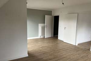 Viel Freiraum: 4-Zimmer-Wohnung in Hamburg-Sasel – Gemeinweide 10, 22393 Sasel, Hamburg – Vorschaubild 17