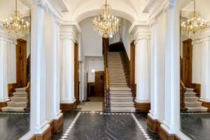 Herrschaftliche Altbauresidenz im denkmalgeschützten Gründerzeitpalais – 3 Zimmer mit Balkon &  Lift – Die vollständige Adresse der Immobilie erhältst du vom Anbieter., 10825 Schöneberg, Berlin – Vorschaubild 4