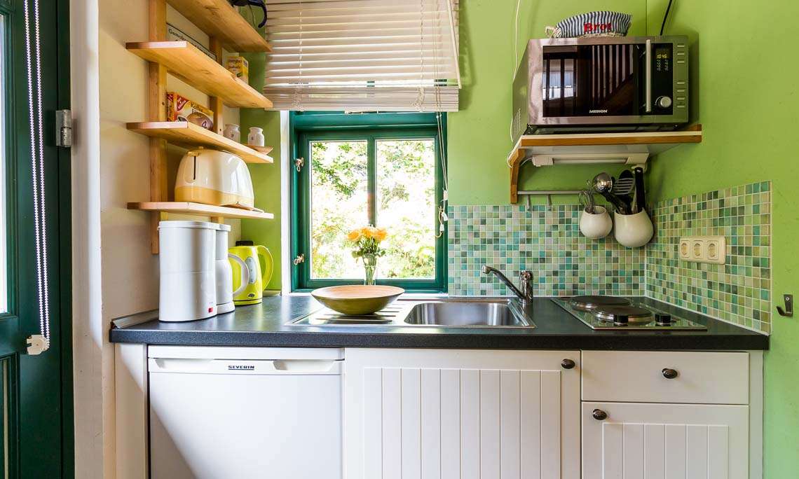 Immobilie in Dierhagen - Historisches Fischlandhaus mit 2 kleinen Ferienhäusern - Bild 8