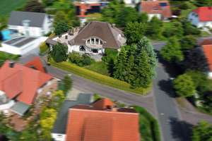 Elegantes Architekten 1 - 2 Familienhaus mit schönem Garten – Die vollständige Adresse der Immobilie erhältst du vom Anbieter., 37075 Nordstadt, Göttingen – Vorschaubild 1