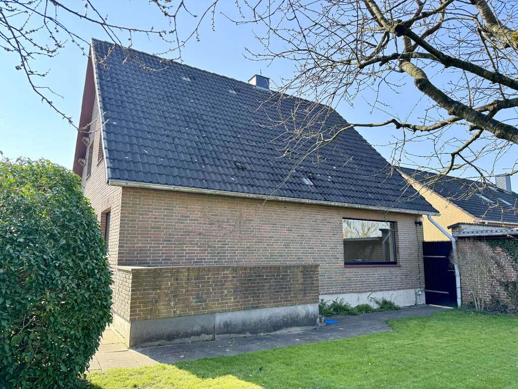 Immobilie in Mittelangeln - Gepflegtes Einfamilienhaus mit 5,5 Zimmern in Satrup - Bild 2