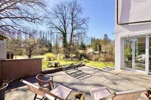 Modernisiertes Einfamilienhaus mit großem Grundstück, Garage & Top-Ausstattung – Die vollständige Adresse der Immobilie erhältst du vom Anbieter., 90537 Feucht – Vorschaubild 10