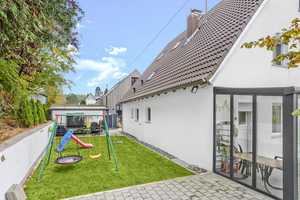 Traumhaftes Mehrgenerationenhaus in Diedorf – Jetzt entdecken! – Augsburg (Kreis) – Vorschaubild 2