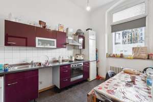 Charmante 2-Zimmer-Wohnung im EG im Herzen Düsseldorfs, geeignet für Eigennutzer oder Kapitalanleger – Die vollständige Adresse der Immobilie erhältst du vom Anbieter., 40227 Oberbilk, Düsseldorf – Vorschaubild 1