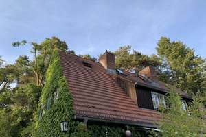 *Direkt am Wald und ohne Provision* Gemütliche Doppelhaushälfte in der Waldsiedlung Krumme Lanke – Die vollständige Adresse der Immobilie erhältst du vom Anbieter., 14163 Zehlendorf, Berlin – Vorschaubild 2