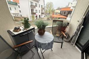 Im Zentrum von Dellbrück - 2 Zimmer-Wohnung mit Balkon, TG-Stellplatz & EBK