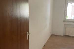 3 Zimmer Wohnung mit 2 Balkonen