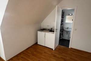 Gepflegte 1 Zi .-Wohnung im DG mit Küchenzeile und Kellerraum in 70469 Stgt.-Feuerbach, WM: 455€ – Feuerbacher Talstr. 59, 70469 Feuerbacher Tal, Stuttgart – Vorschaubild 18