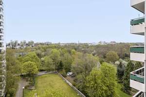 Hoch hinaus: Barrierefreie 3,5‑Raum-Wohnung mit rd. 96 m², Weitblick und TG Stellplatz in Stadtwald  – Die vollständige Adresse der Immobilie erhältst du vom Anbieter., 45133 Stadtwald, Essen – Vorschaubild 6