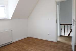 Liebevoll sanierte Maisonette Wohnung * ca. 78 m² modernes Wohnen im historischen Zechenhaus - Reih – Die vollständige Adresse der Immobilie erhältst du vom Anbieter., 47167 Neumühl, Duisburg – Vorschaubild 2