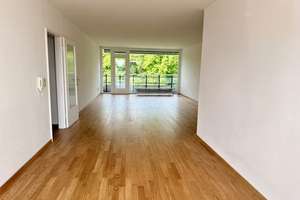 Moderne, helle 4-Zimmer-Wohnung in grüner Lage mit Blick in den Kaiserpark (Nähe Stadtwald)