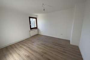 Renovierte 2-Zimmer-Wohnung mit neuem Badezimmer