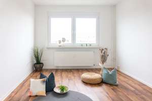 Wunderschöne 3 Raum-Wohnung mit Balkon – Alfred-Neubert-Str. 8, 9123 Markersdorf, Chemnitz – Vorschaubild 3