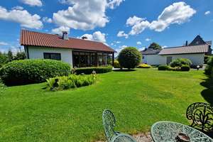 Tolles Einfamilienhaus im Bungalowstil mit wunderschönem parkähnlichen Gartengrundstück in Weitefeld – Die vollständige Adresse der Immobilie erhältst du vom Anbieter., 57586 Weitefeld – Vorschaubild 3