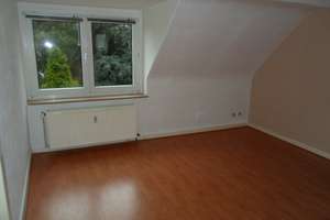 Ruhige 55qm Wohnung, grüne Lage, z.B. für Single, Studierende, evtl. WG ; Nähe Schlosspark Borbeck – Die vollständige Adresse der Immobilie erhältst du vom Anbieter., 45355 Borbeck-Mitte, Essen – Vorschaubild 4