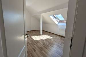 +++NEU!+TRAUMWOHNUNG+4-R. DG-WOHNUNG+OFFENE KÜCHE+WOZI. MIT LOGGIA+++ – Riebeckstr.  32, 4317 Reudnitz-Thonberg, Leipzig – Vorschaubild 7