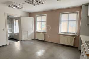 Zentral gelegenes Wohn- und Geschäftshaus in Finsterwalde - 600m² vermietbare Fläche – Die vollständige Adresse der Immobilie erhältst du vom Anbieter., 3238 Finsterwalde – Vorschaubild 13