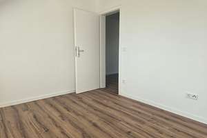 **Erstbezug nach Modernisierung im Südostviertel** – Steeler Str. 174, 45138 Südostviertel, Essen – Vorschaubild 2
