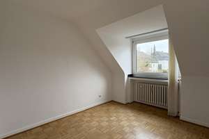 Gemütliche DG-Wohnung mit EBK – Einigkeitstr. 19, 45133 Bredeney, Essen – Vorschaubild 3