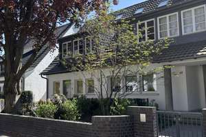 Moderne Neubau Doppelhaushälfte in Köln-Braunsfeld/ Lindenthal mit 160 m² Wohnfläche